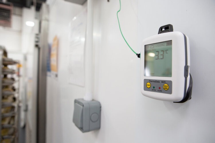 5 Benefits of Remote Temperature Monitoring for Businesses